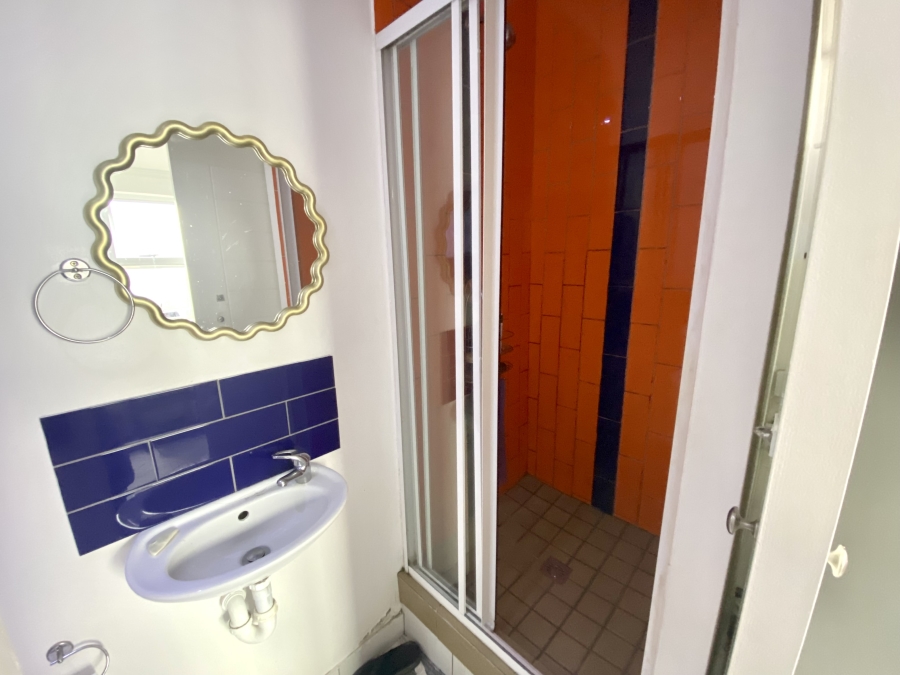 1 Bedroom Property for Sale in Claremont Upper Western Cape